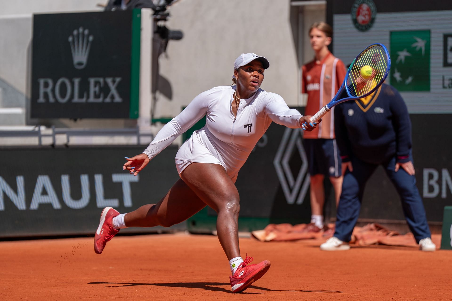 Taylor Townsend retrieves a ball at the French Open 2025 | Image Source: Getty